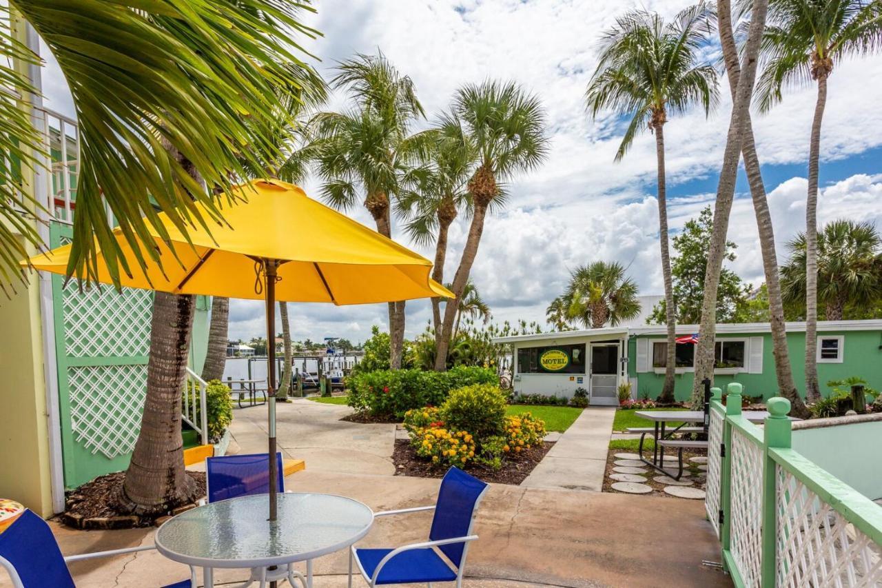 Lighthouse Inn North North Naples エクステリア 写真